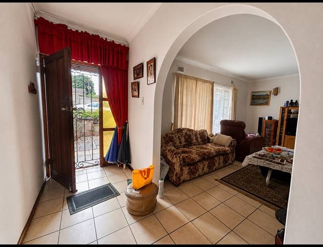 3 BEDROOM FREESTANDING FOR SALE IN ASHLEY